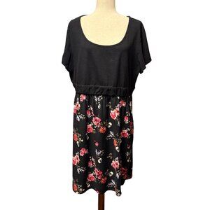 Torrid Black Dress Roses & Skulls Print Short Sleeve Dress Size 3 Whimsy Goth